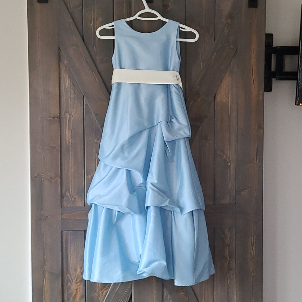 Formal girl's dress